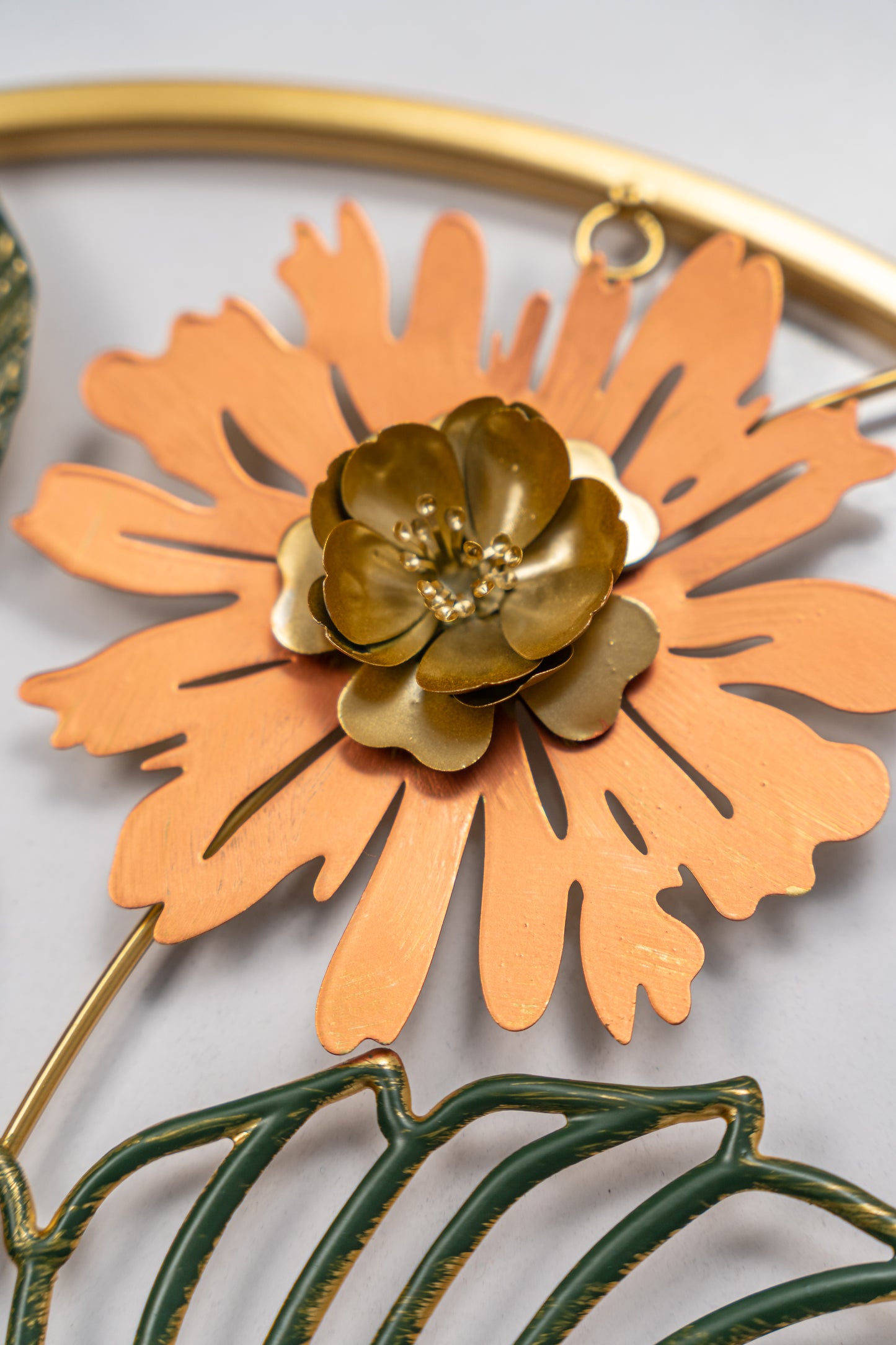 Circle flower wall decor hanging