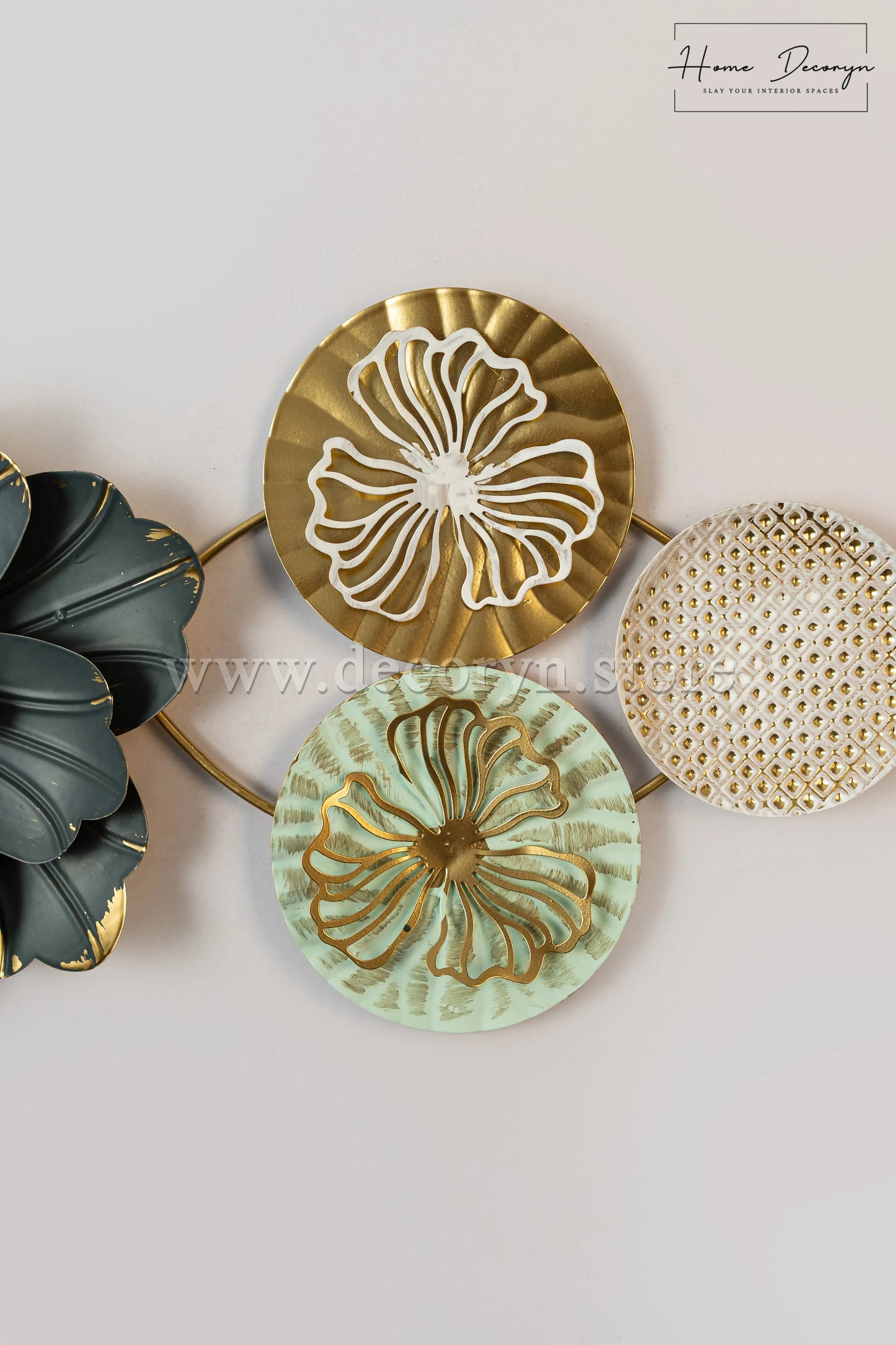 Eternal Bloom – Metal Wall Art Frame