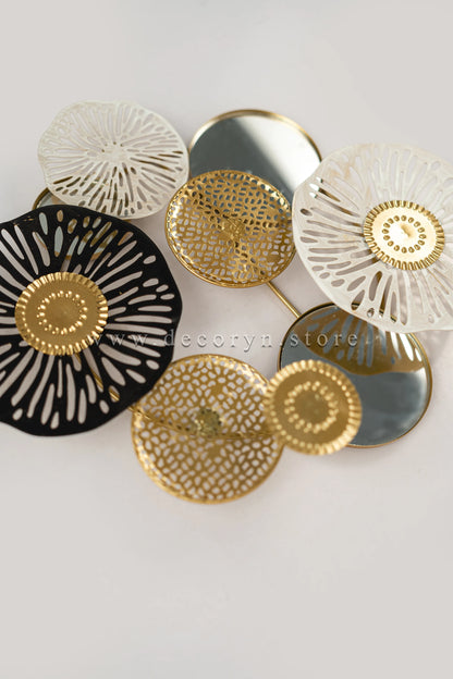 Golden Radiance Round Wall Frame